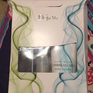 Deja Vu Nail Care and Lotion kit